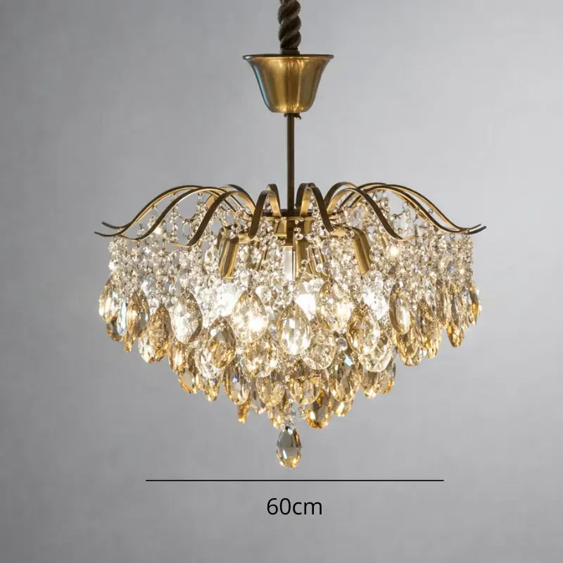 lustre,
lustre para sala de jantar,
lustre de sala jantar,
lustre quarto,
lustre moderno,
lustre para cozinha,
lustre luxo,
lustre dourado,
lustre de cristal,