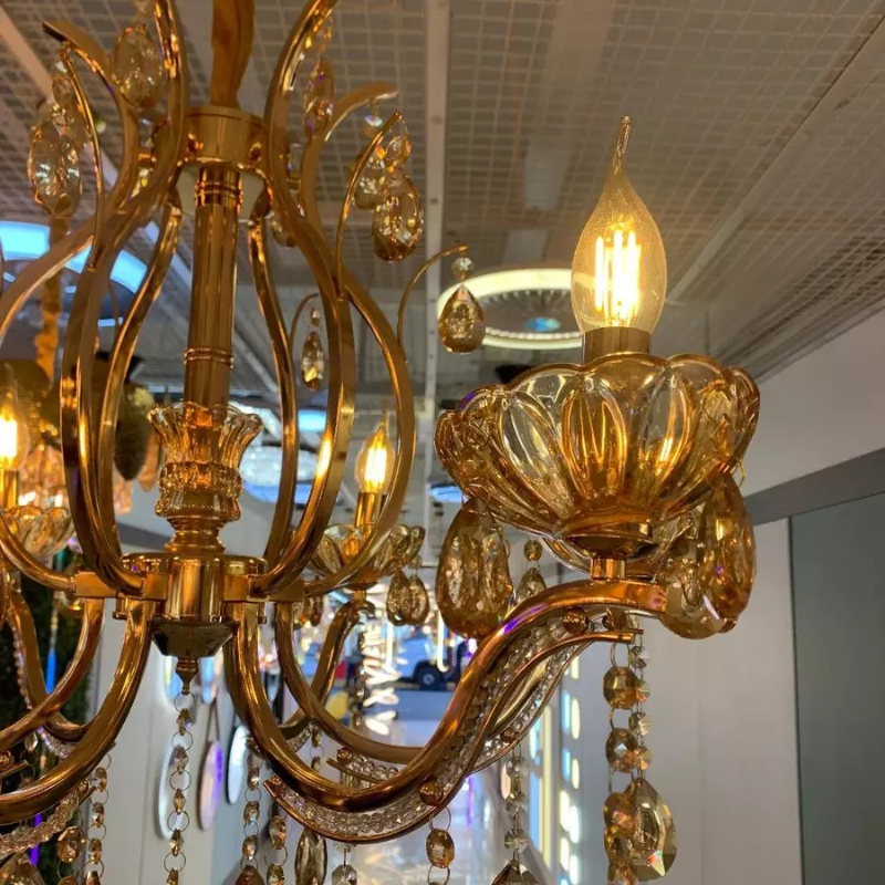 lustre para sala,
lustre para sala de estar,
lustres cristal,
lustre candelabro,
lustres candelabros,
lustre colonial,
lustre candelabro cristal,