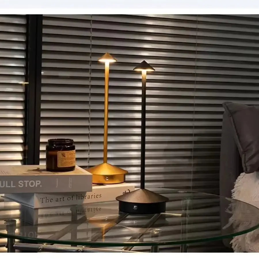 Luminária de Mesa Led sem Fio Portátil