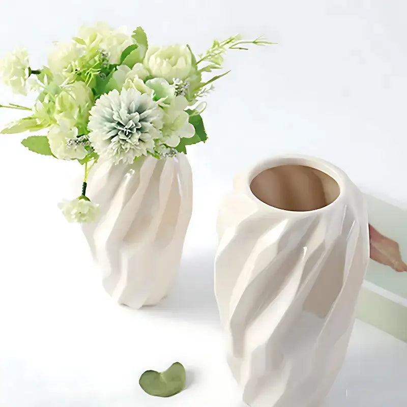 vaso decorativo,
vaso de flores,
vaso de flor para decoração,
vasos decorativos para sala,
vaso decoração sala,
vaso decorativo para mesa,
vaso decorativo branco,